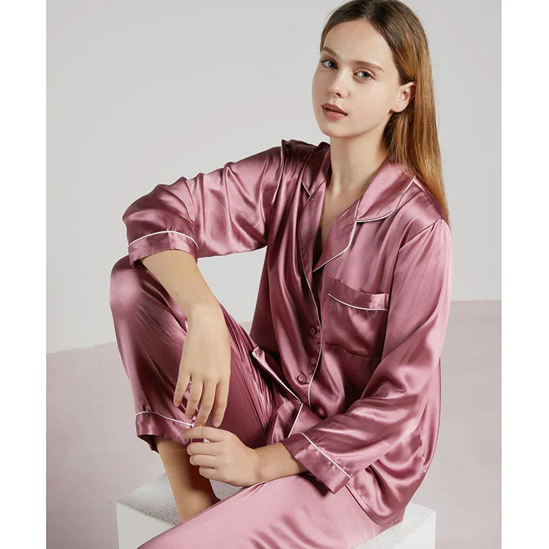 Luxe 100% Zijden Pyjama – Comfortabele Nachtmode