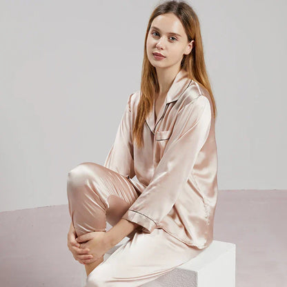Luxe 100% Zijden Pyjama – Comfortabele Nachtmode