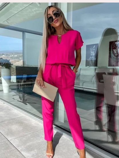 Elegante jumpsuit dames, vrouwelijk en veelzijdig