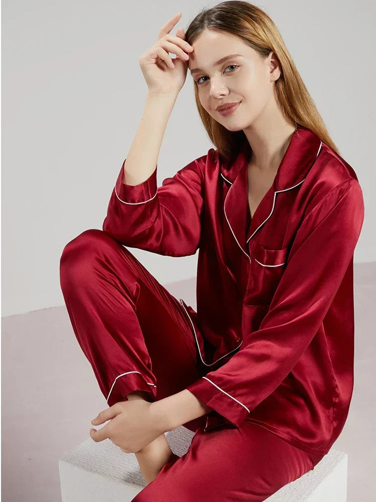 Luxe 100% Zijden Pyjama – Comfortabele Nachtmode