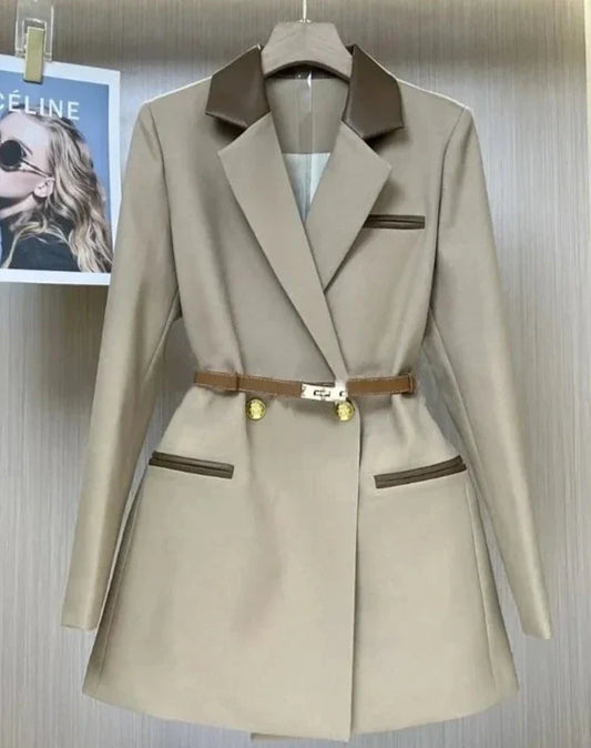 Blazer - Dames - Elegante Blazer van hoogwaardig materiaal met slim-fit pasvorm