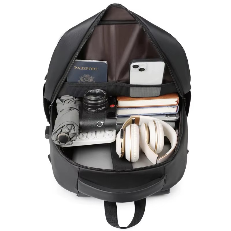 Waterdichte Heren Rugzak met Laptopvak – Comfortabel en Duurzaam voor Werk en Reizen