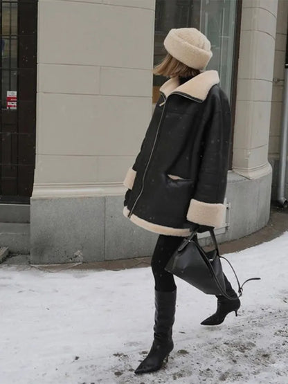 Dames Oversized Jas van Kunstleer - Warm en Stijlvol met Shearling Details