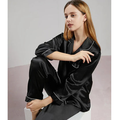 Luxe 100% Zijden Pyjama – Comfortabele Nachtmode