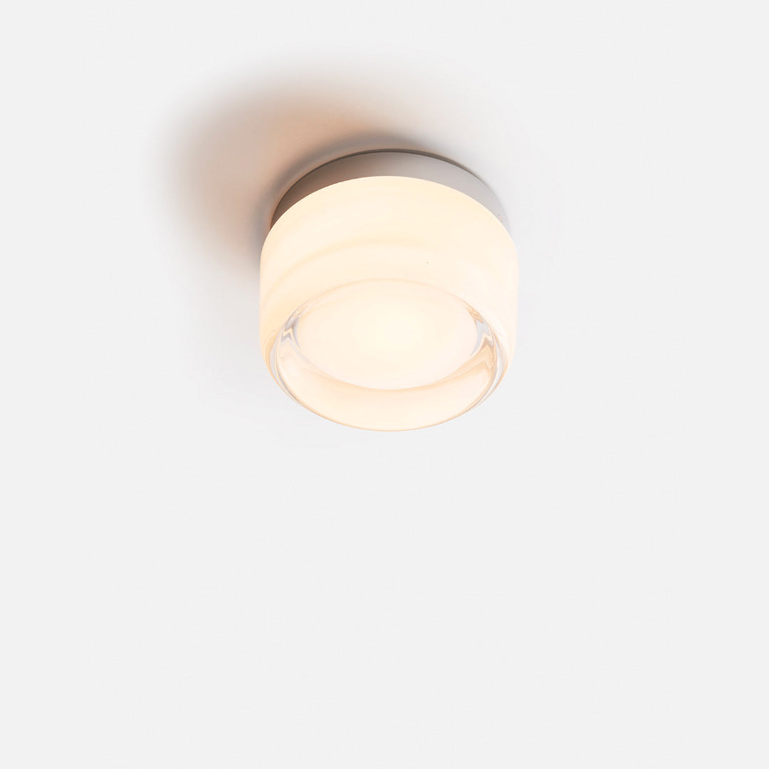 Minimalistische wandlamp met sfeervolle LED verlichting voor woonkamer en hal
