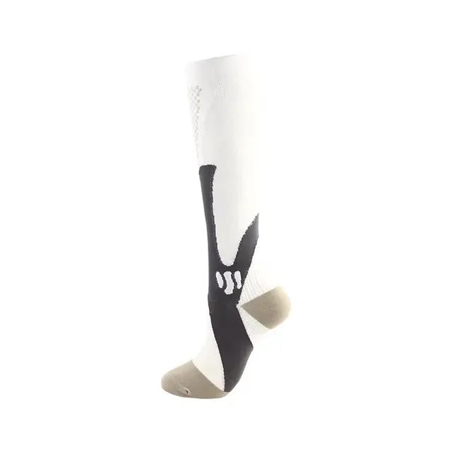 Compressiekousen voor sport - hoog model in wit-zwart-grijs
