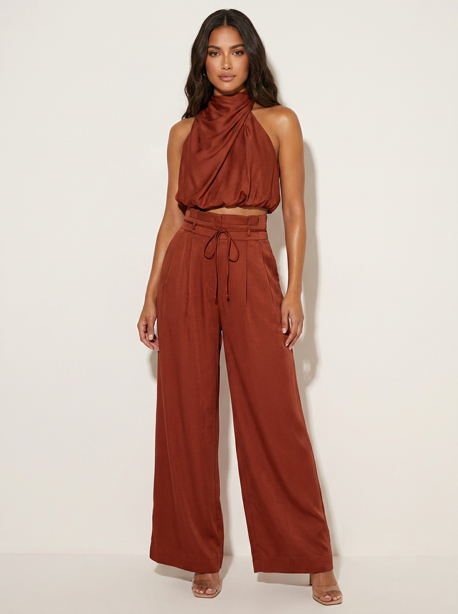 Satijnen set dames met haltertop en wijde broek