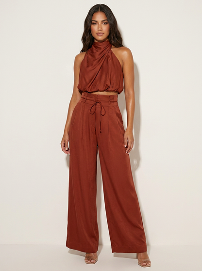 Satijnen set dames met haltertop en wijde broek