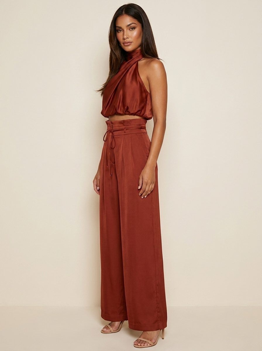 Satijnen set dames met haltertop en wijde broek