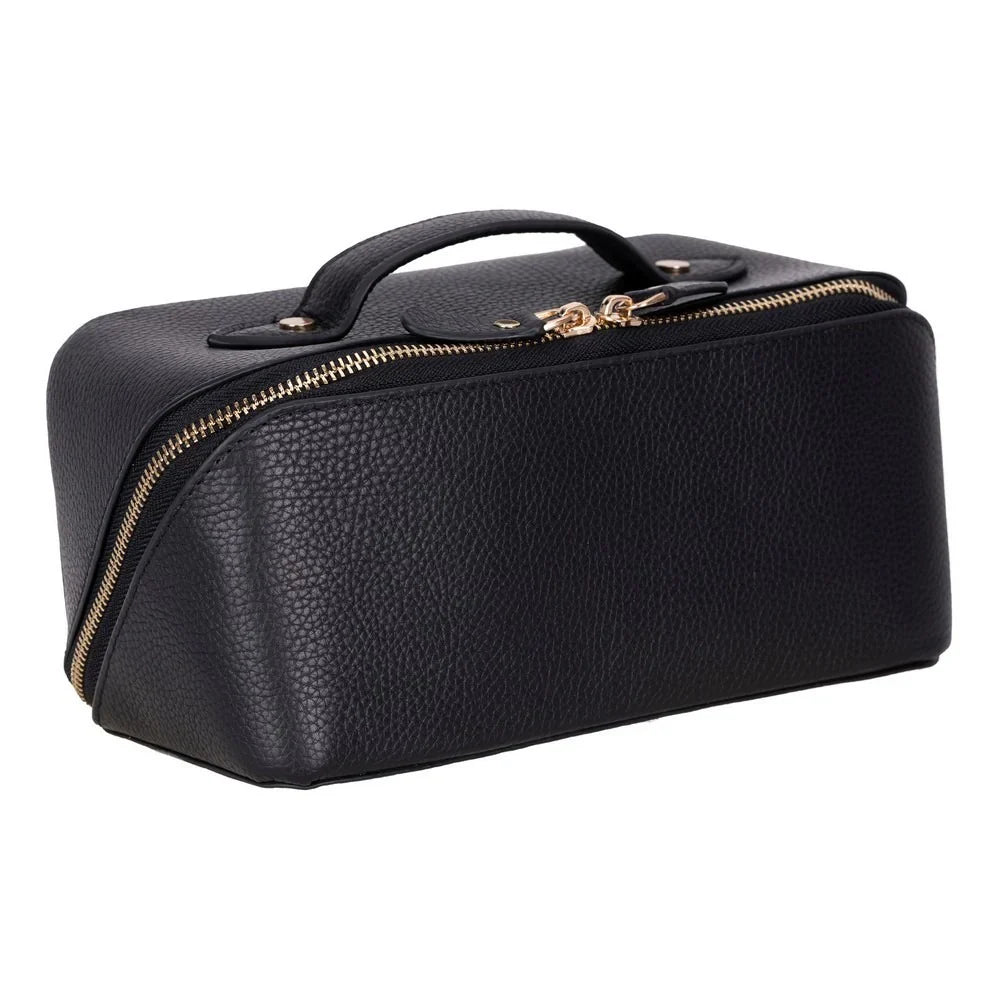 Zwarte leren beautycase met gouden rits rondom en leren handvat op het deksel