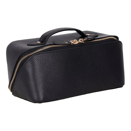 Zwarte leren beautycase met gouden rits rondom en leren handvat op het deksel