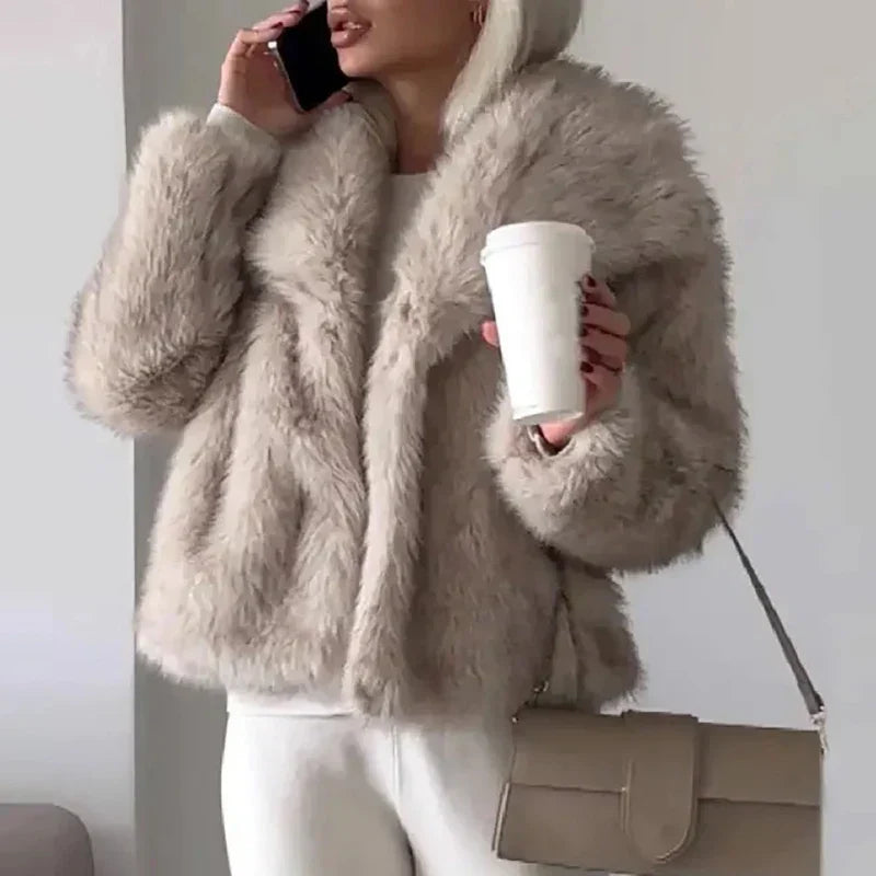 Imitatiebont jas dames met brede kraag in Taupe