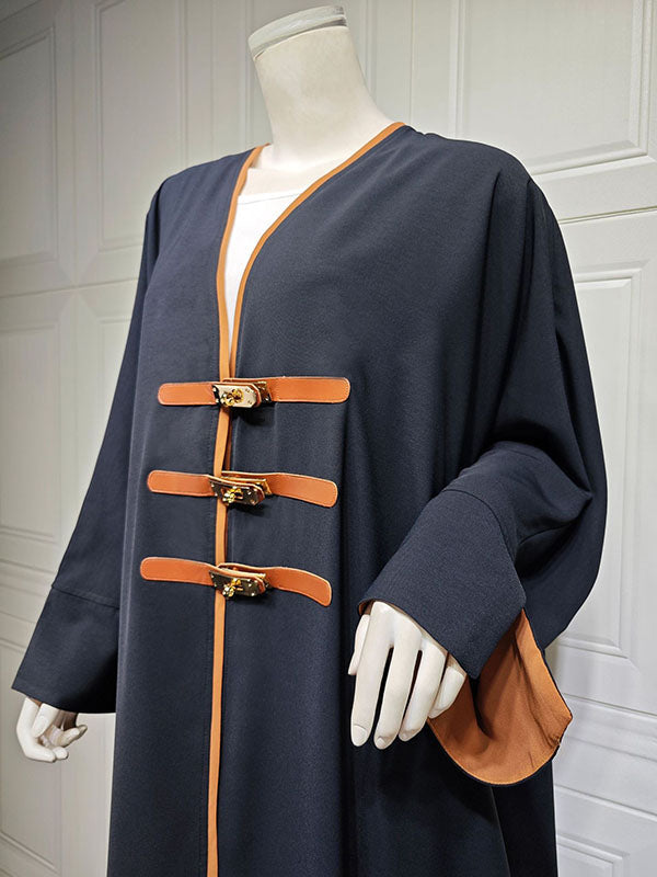 Enkellange open damesabaya met contrastbies en goudkleurige sluitingen