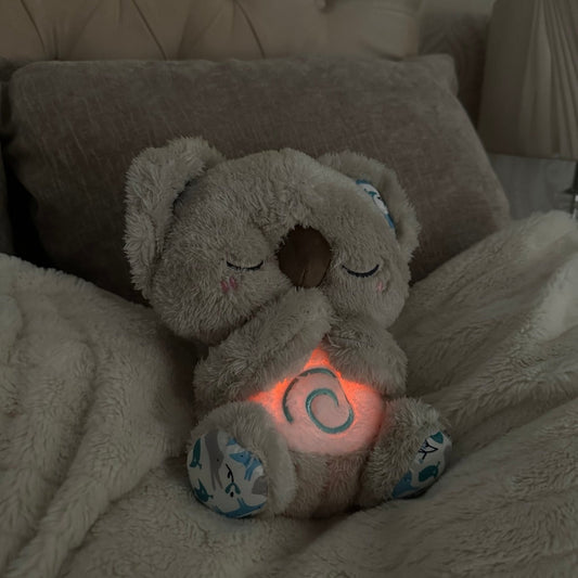 Ademende koalaknuffel met nachtlampje in de buik - beeld 2