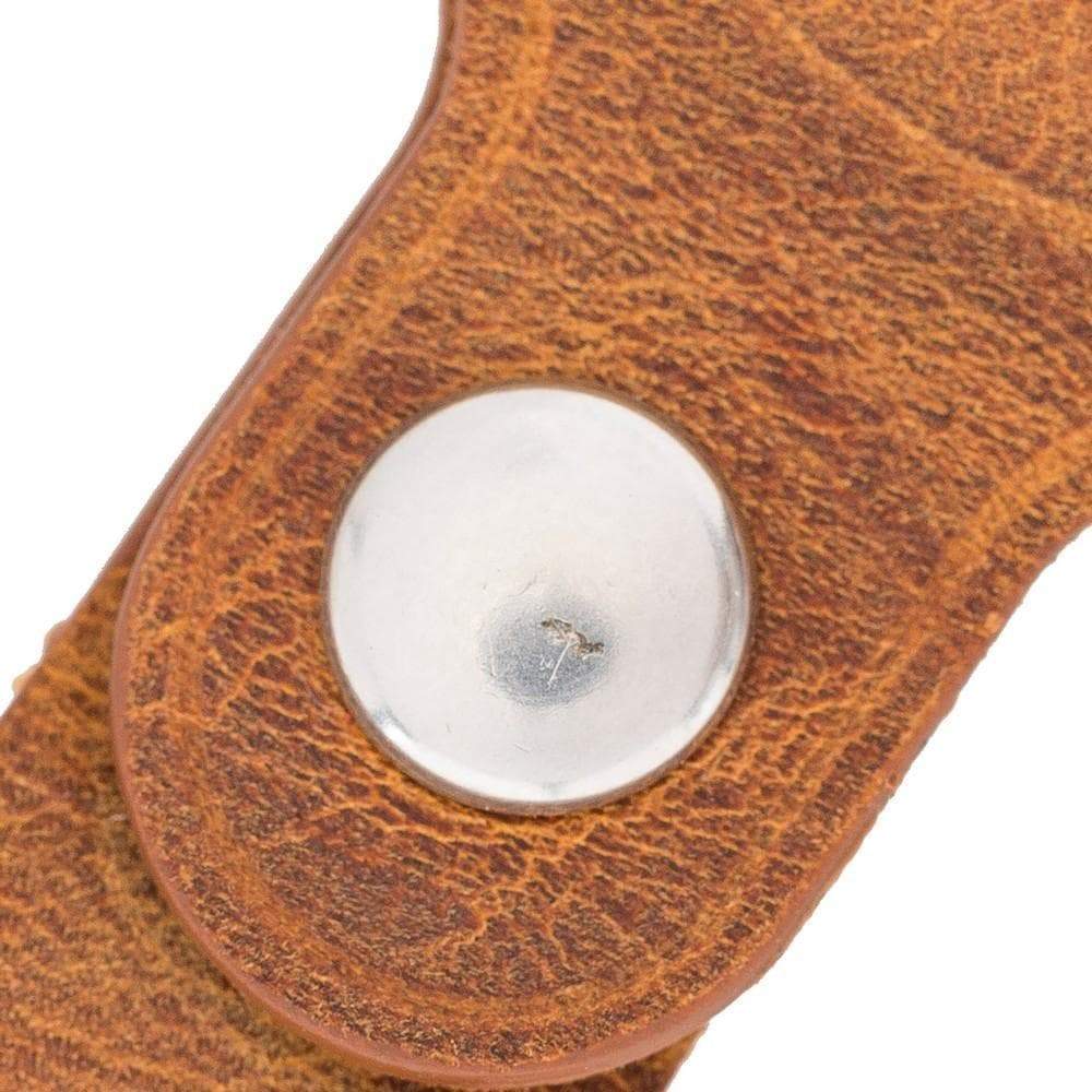 Lichtbruin leren AirTag hoesje met sleutelring, vooraanzicht