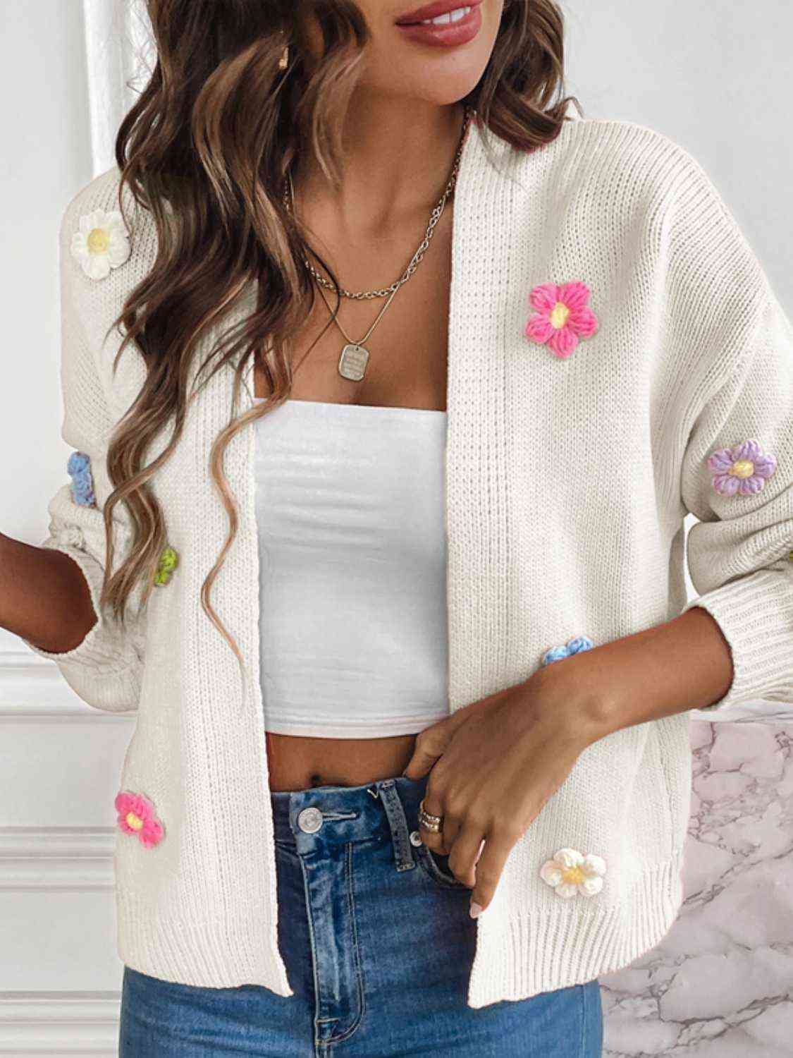 Vest dames met gehaakte bloemen - detailfoto