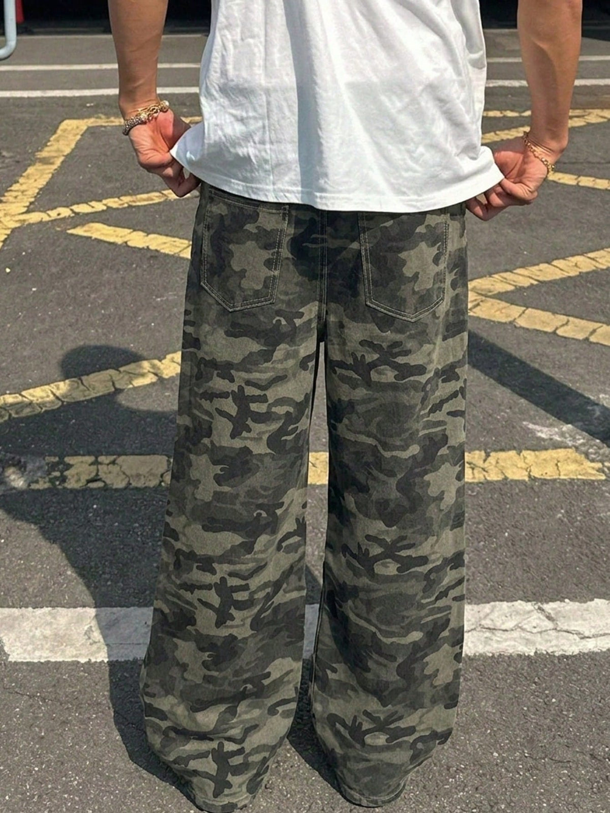 Baggy camouflage broek voor heren van denim met wijde rechte pijp en vijf zakken - groene camo