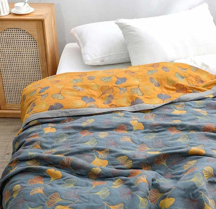Dubbelzijdige bedsprei met ginkgobladeren en brede bies - beeld 2