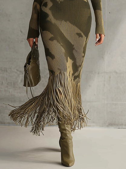 Geribde jurk met camouflageprint en franjes - detailfoto