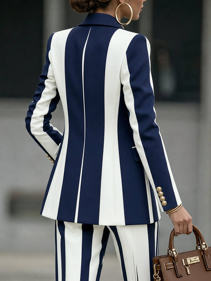 Gestreepte blazer dames in marineblauw en wit met revers