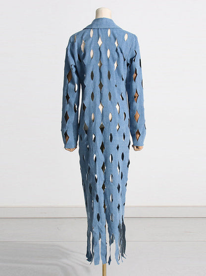 Enkellange denim damesjas met uitgesneden ruiten en franjezoom