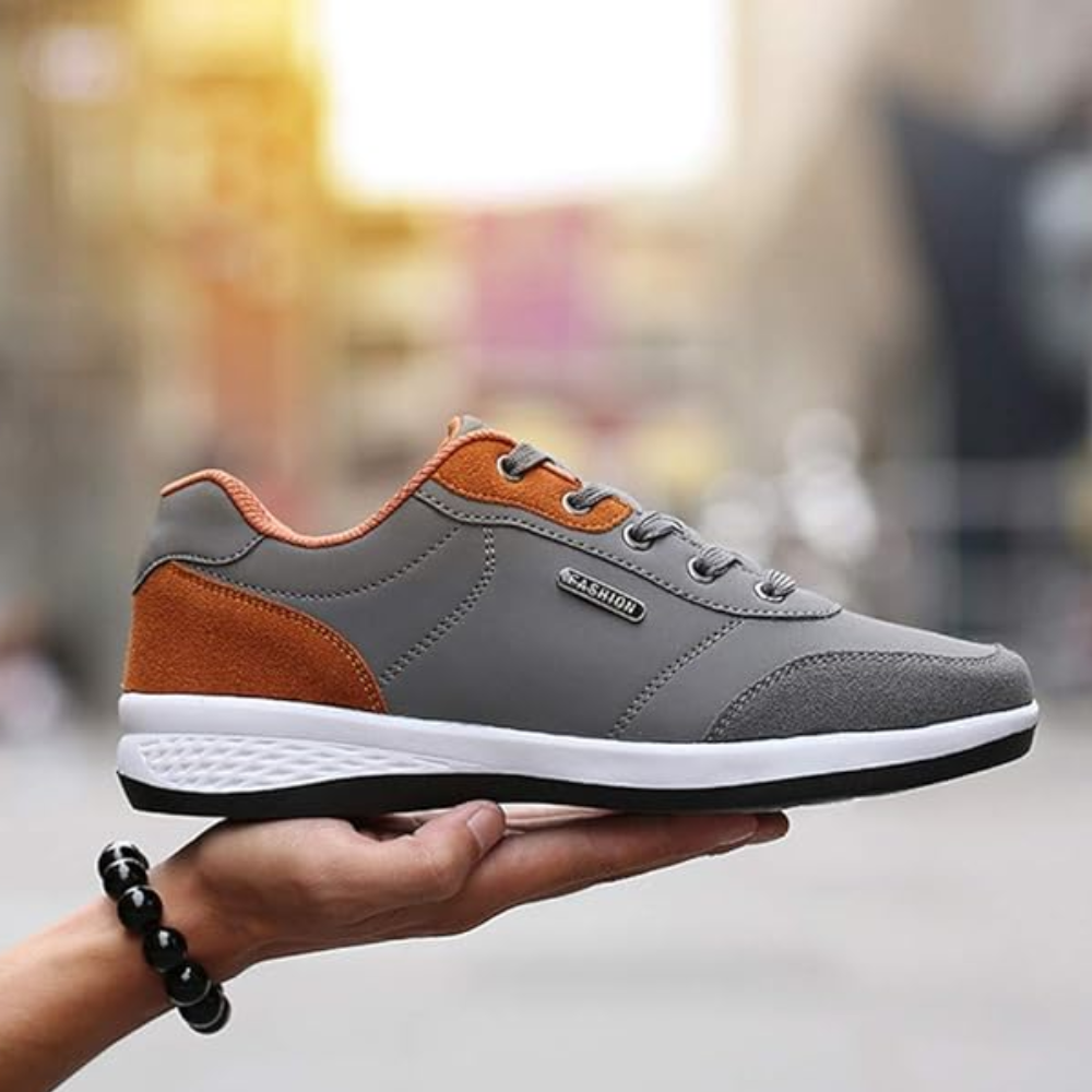 Casual herensneakers in leerlook met contrasterend hielstuk