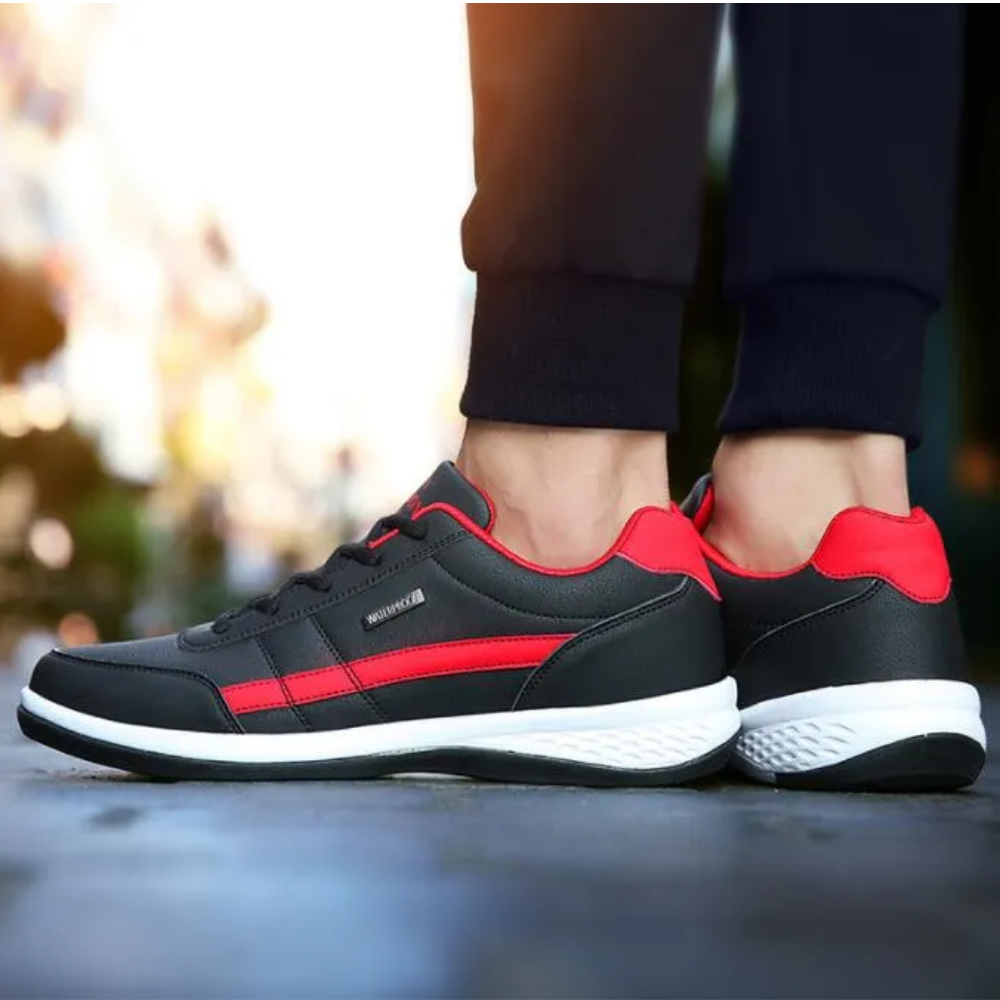 Casual herensneakers in leerlook met contrasterend hielstuk