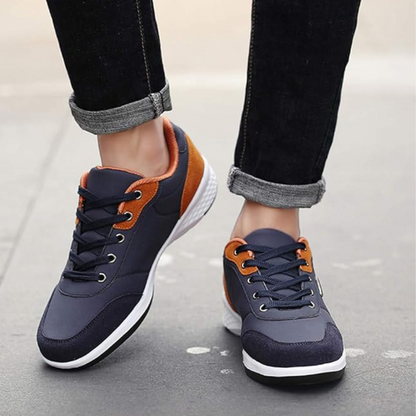 Casual herensneakers in leerlook met contrasterend hielstuk