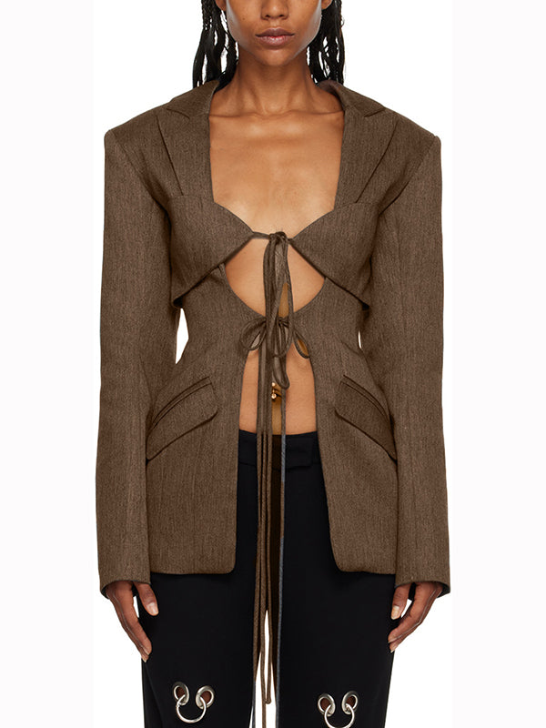Blazer dames met striksluiting onder de borst, revers en kleppenzakken - koffiebruin