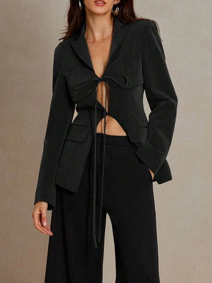 Blazer dames met striksluiting onder de borst, revers en kleppenzakken - zwart