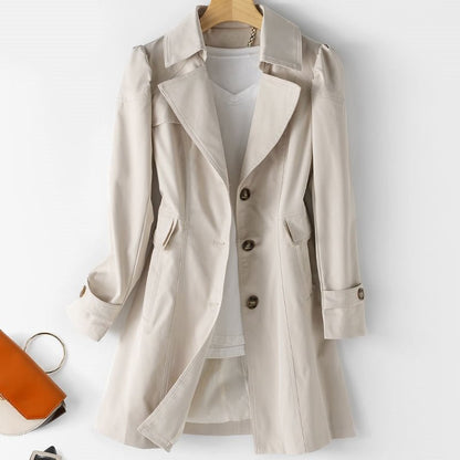 Clara Trenchcoat - Perfect voor zowel zakelijke als informele outfits.