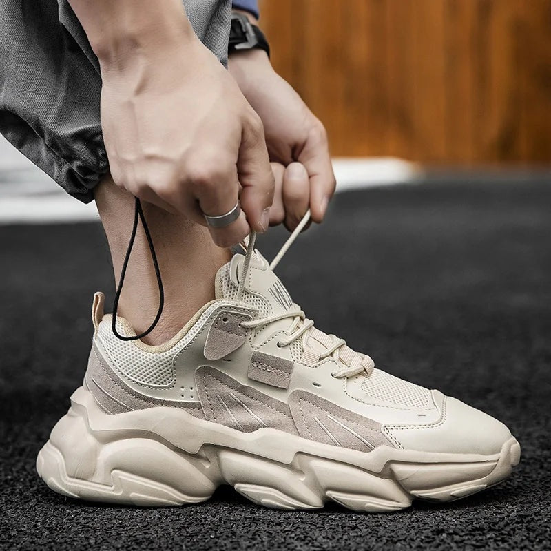 Chunky herensneakers met mesh, panelen in leerlook en suède look en dikke gelaagde zool - beeld 6