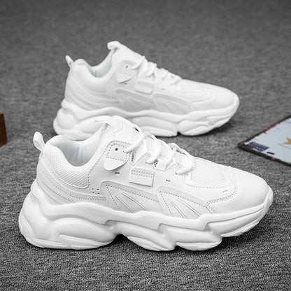 Chunky herensneakers met mesh, panelen in leerlook en suède look en dikke gelaagde zool - wit