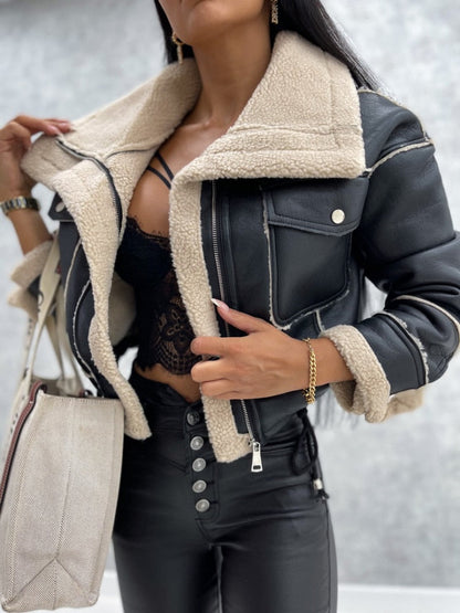 Cropped damesjack in leerlook met teddykraag