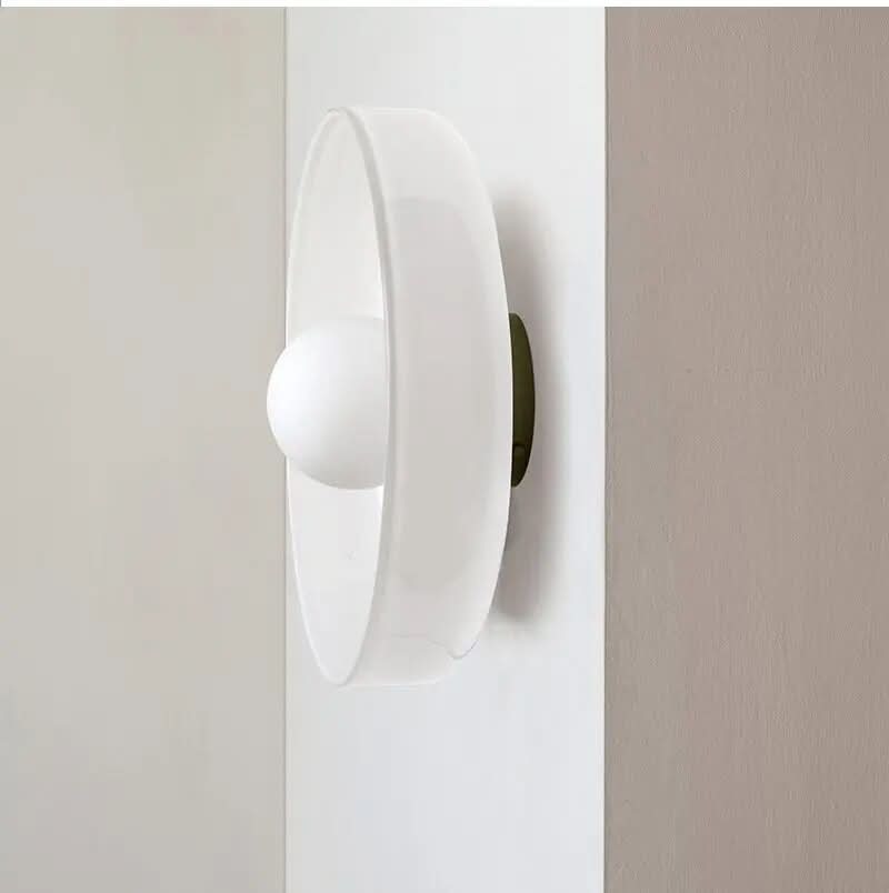 GlassGlow plafondlamp van transparant glas met Scandinavisch design