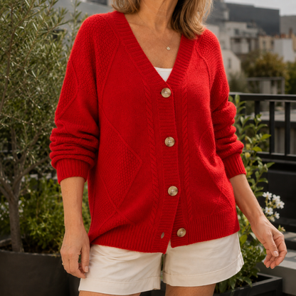 Damesvest met V-hals, kabelpatroon en knoopsluiting - rood