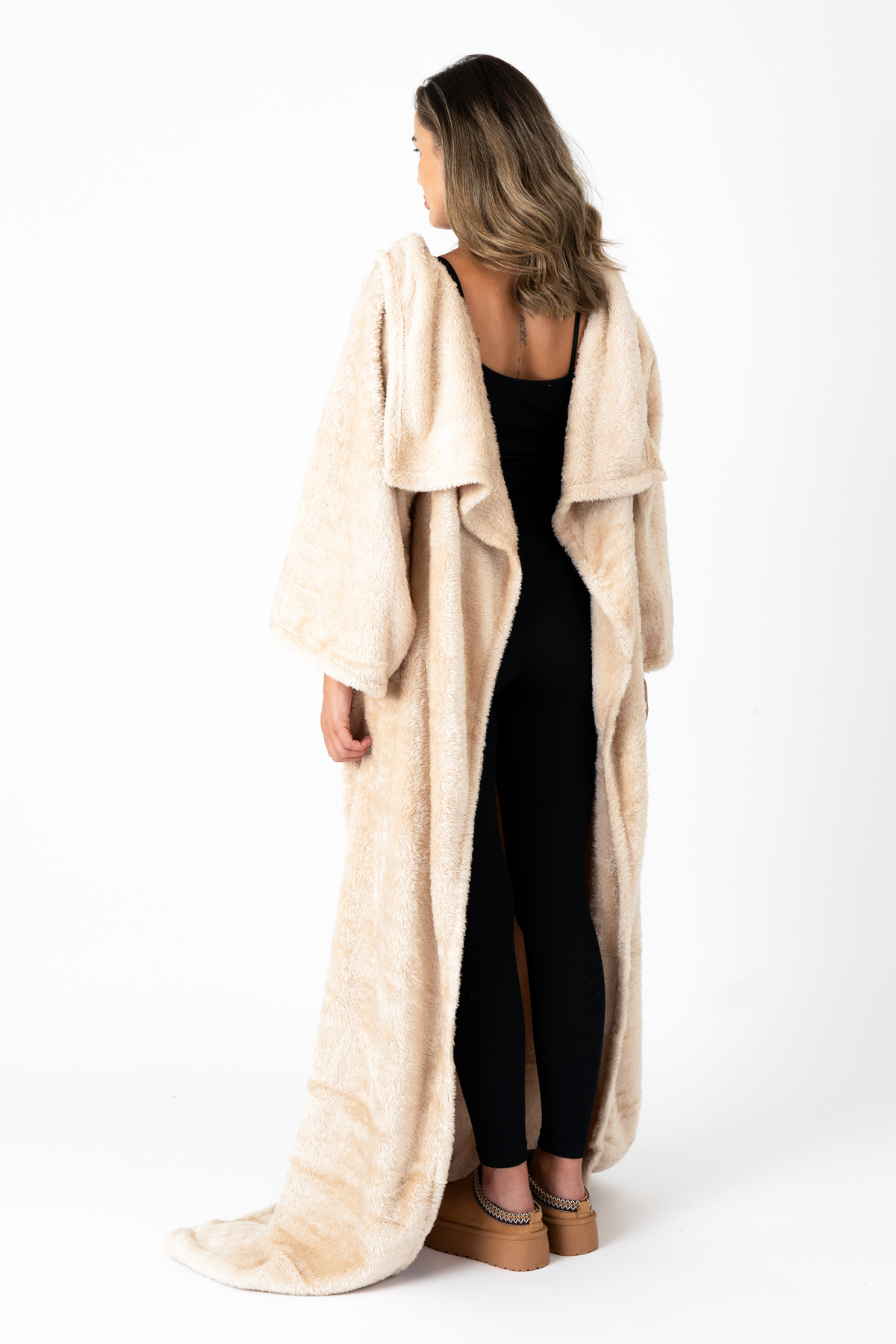 Beige Deken met Mouwen en Sherpavoering