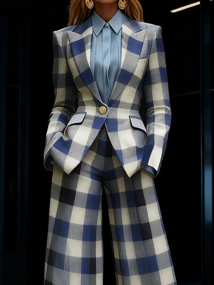 Geruite damesblazer in blauw en crème met reverskraag en kleppenzakken