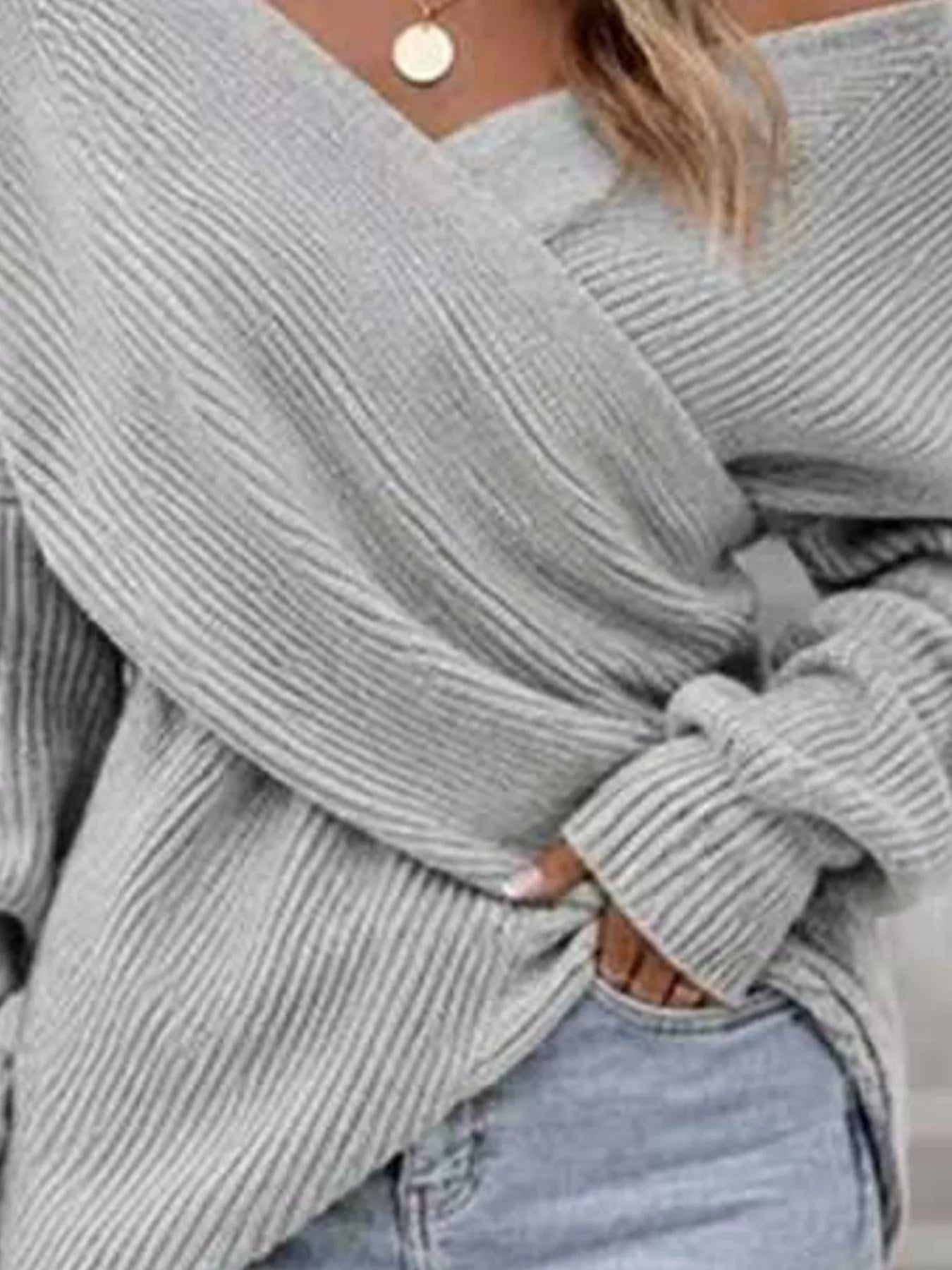 Trui dames met gekruiste voorkant - detailfoto