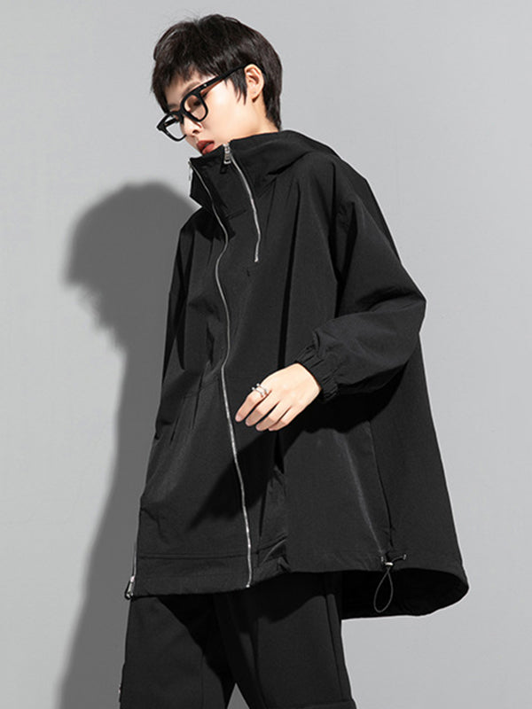 Oversized zwart damesjack met diagonale rits en capuchon