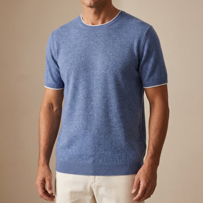 Fijngebreid heren T-shirt met ronde hals en smalle contrastrand - middenblauw