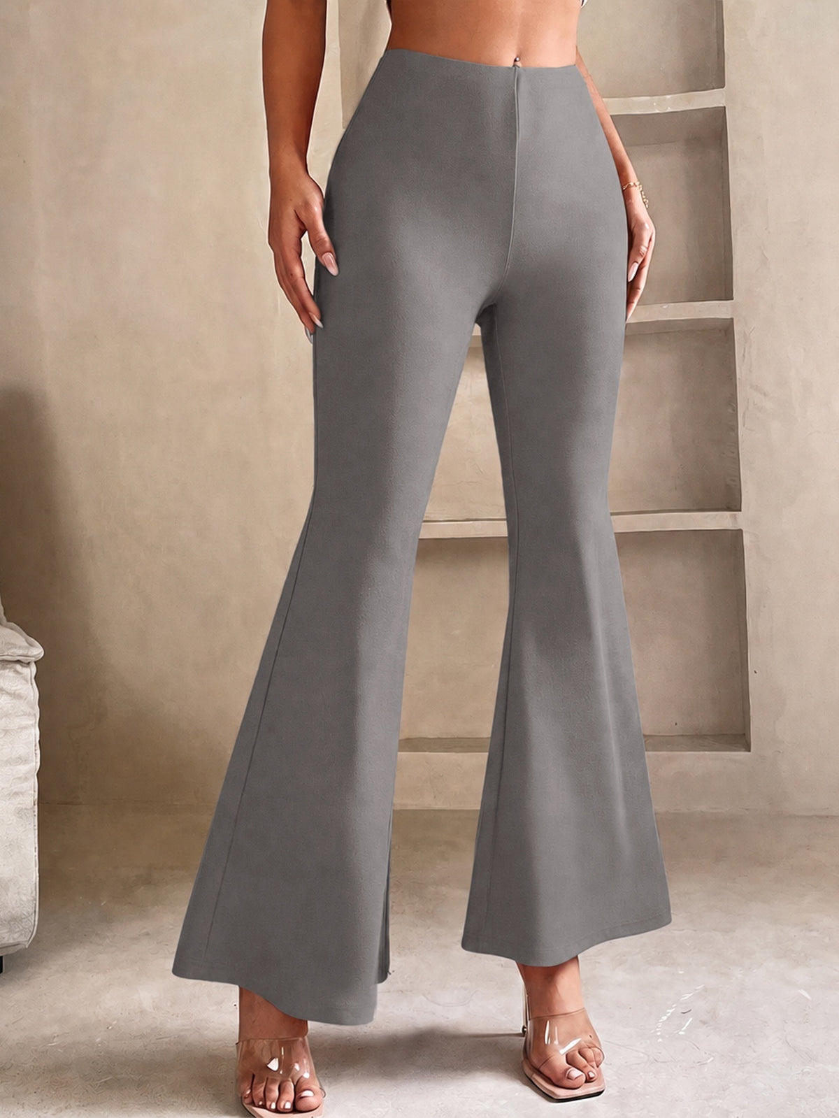 Flared broek voor dames in petite lengte met elastische taille en wijde pijp - grijs