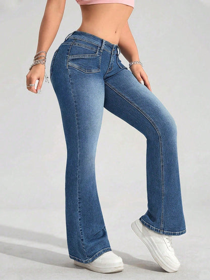 Flared jeans voor dames in petite lengte met lage taille en uitlopende pijp - beeld 9
