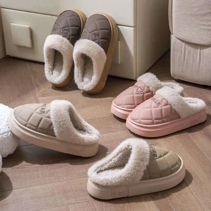 Fluffy pantoffels met doorgestikte bovenkant, pluche rand en dikke zool - beeld 3