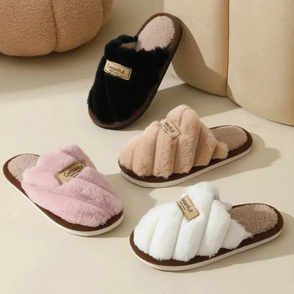 Fluffy pantoffels met gekruiste pluche banden, teddy voetbed en open hiel