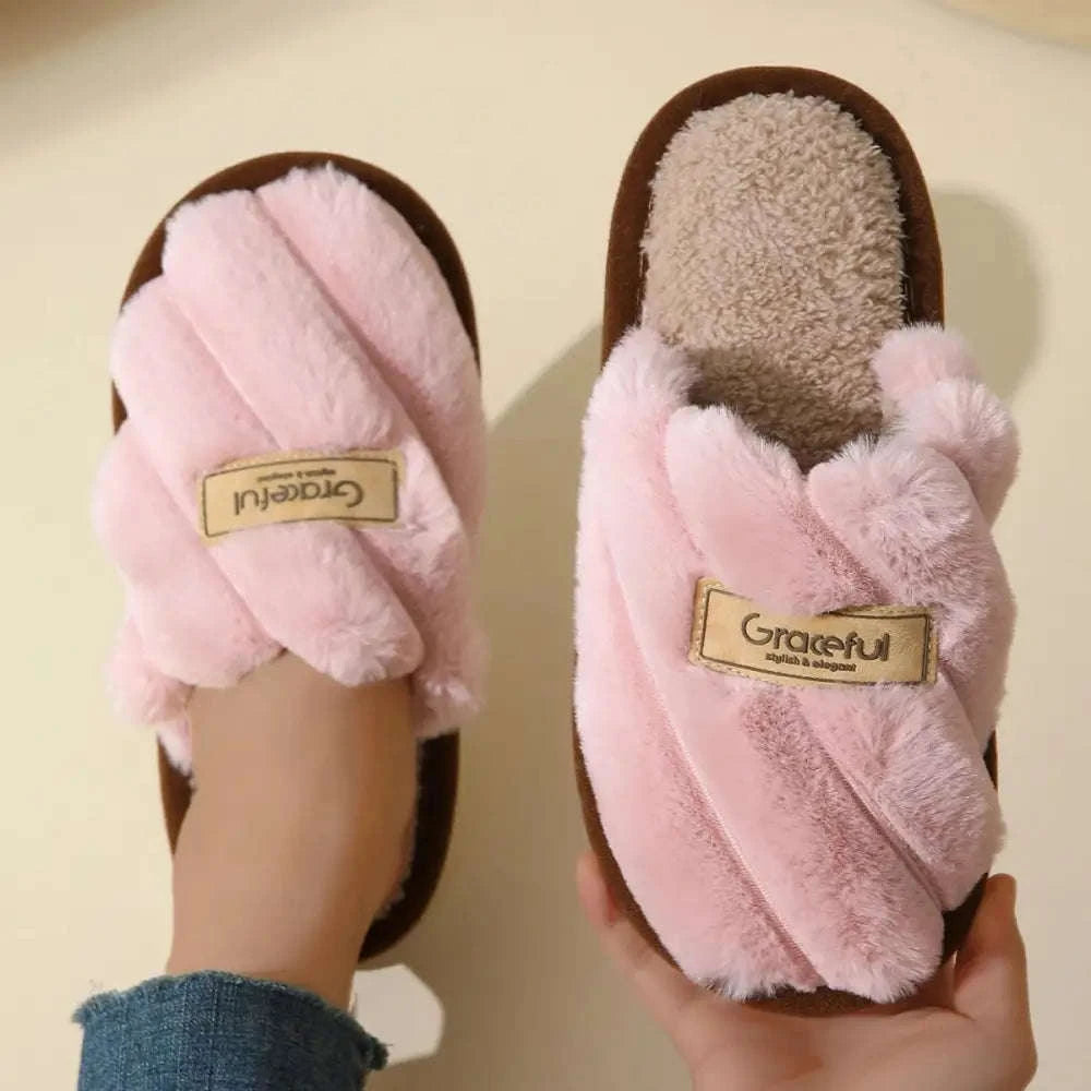 Fluffy pantoffels met gekruiste pluche banden, teddy voetbed en open hiel - beeld 3