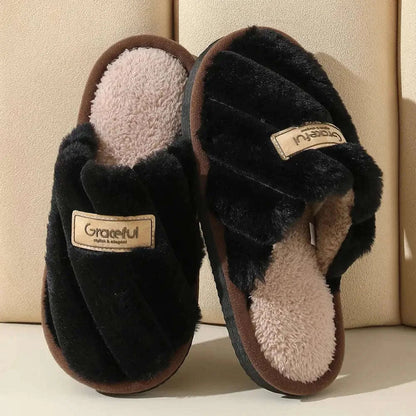 Fluffy pantoffels met gekruiste pluche banden, teddy voetbed en open hiel - zwart