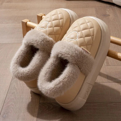 Fluffy pantoffels met open hiel, gewatteerde bovenkant in leerlook en brede pluche rand - camel / taupe rand