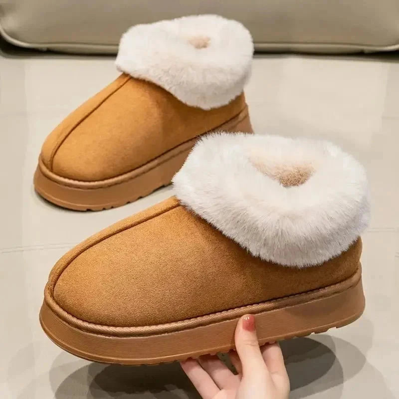 Fluffy pantoffels in suède look met omgeslagen pluche kraag en plateauzool - beeld 2