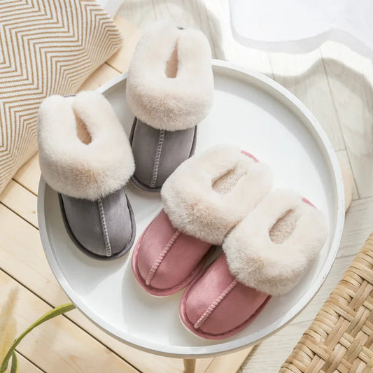 Fluffy pantoffels in suède look met brede pluche kraag en open hiel
